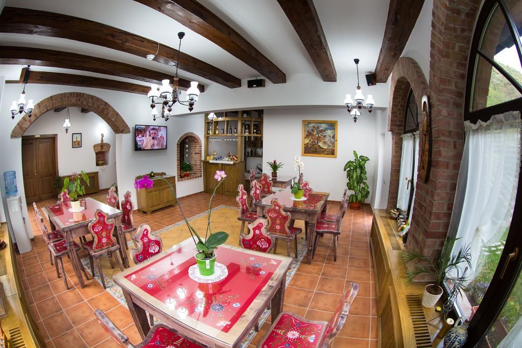 Отель Casa Stefania Телмачу Экстерьер фото